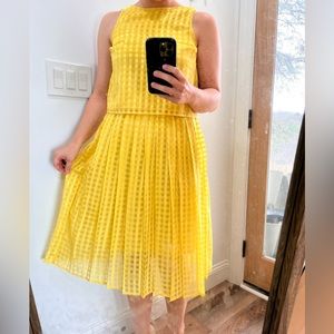 Vintage Style 2 piece ELLE Pleated Checkered Skirt and Cropped Tank size S/XS